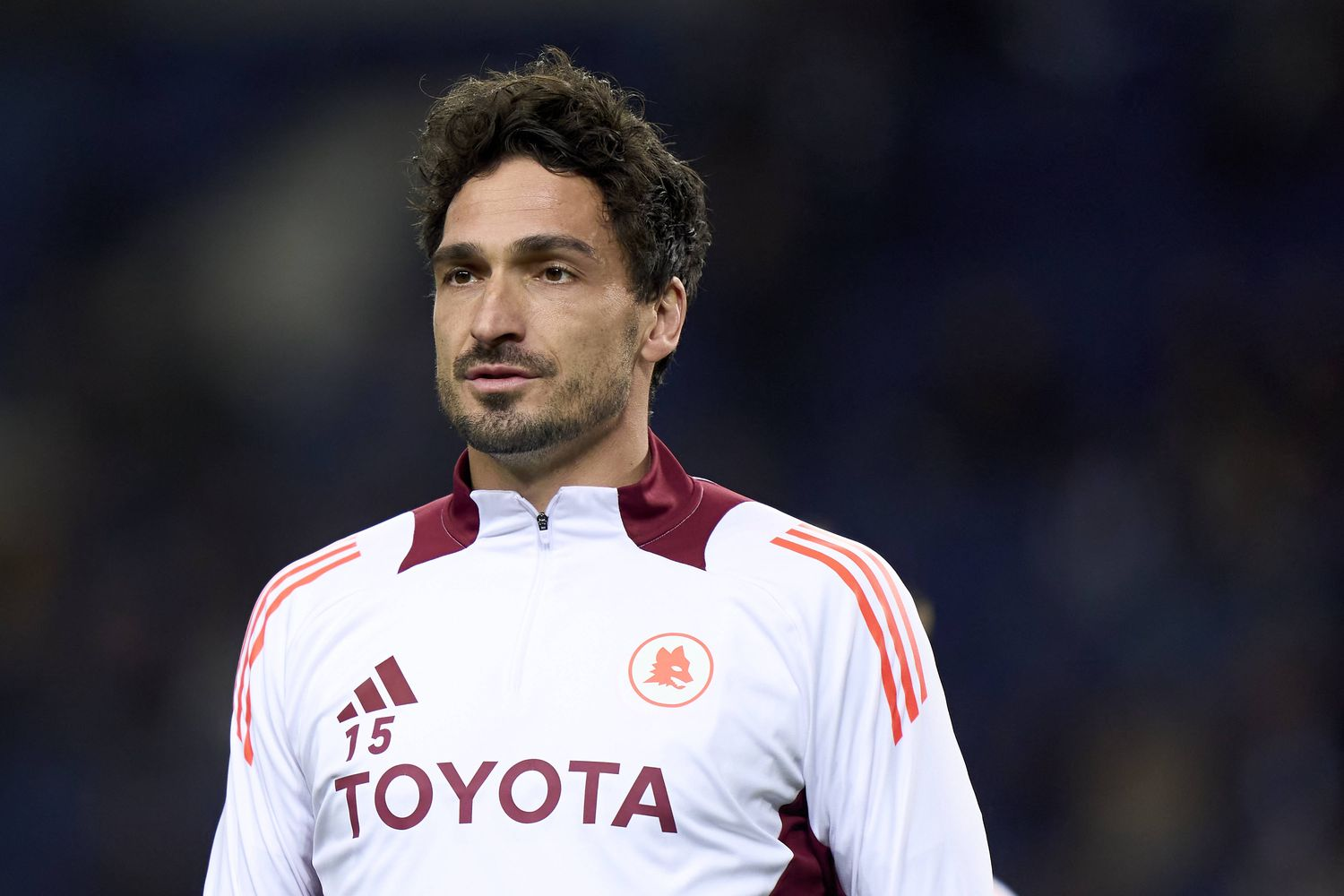 爱游戏中国官网-包含胡梅尔斯备受期待，球队士气高涨的词条