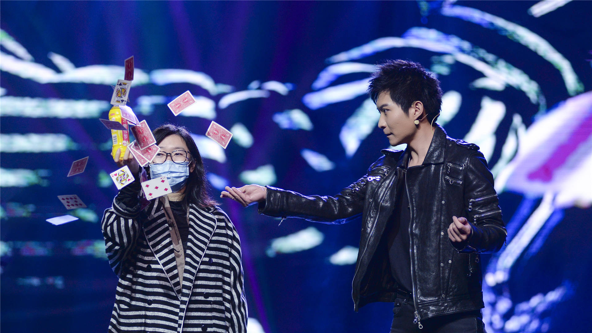 爱游戏在线登录-极限的挑战：比赛中出现了惊险一幕的简单介绍