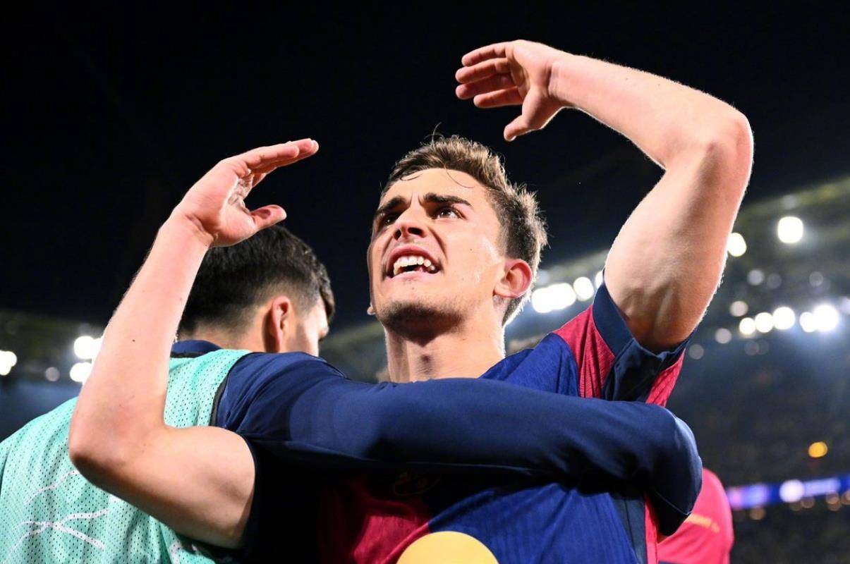 巴塞罗那苦战晋级,强势杀入四强 巴塞罗那苦战晋级,强势杀入四强