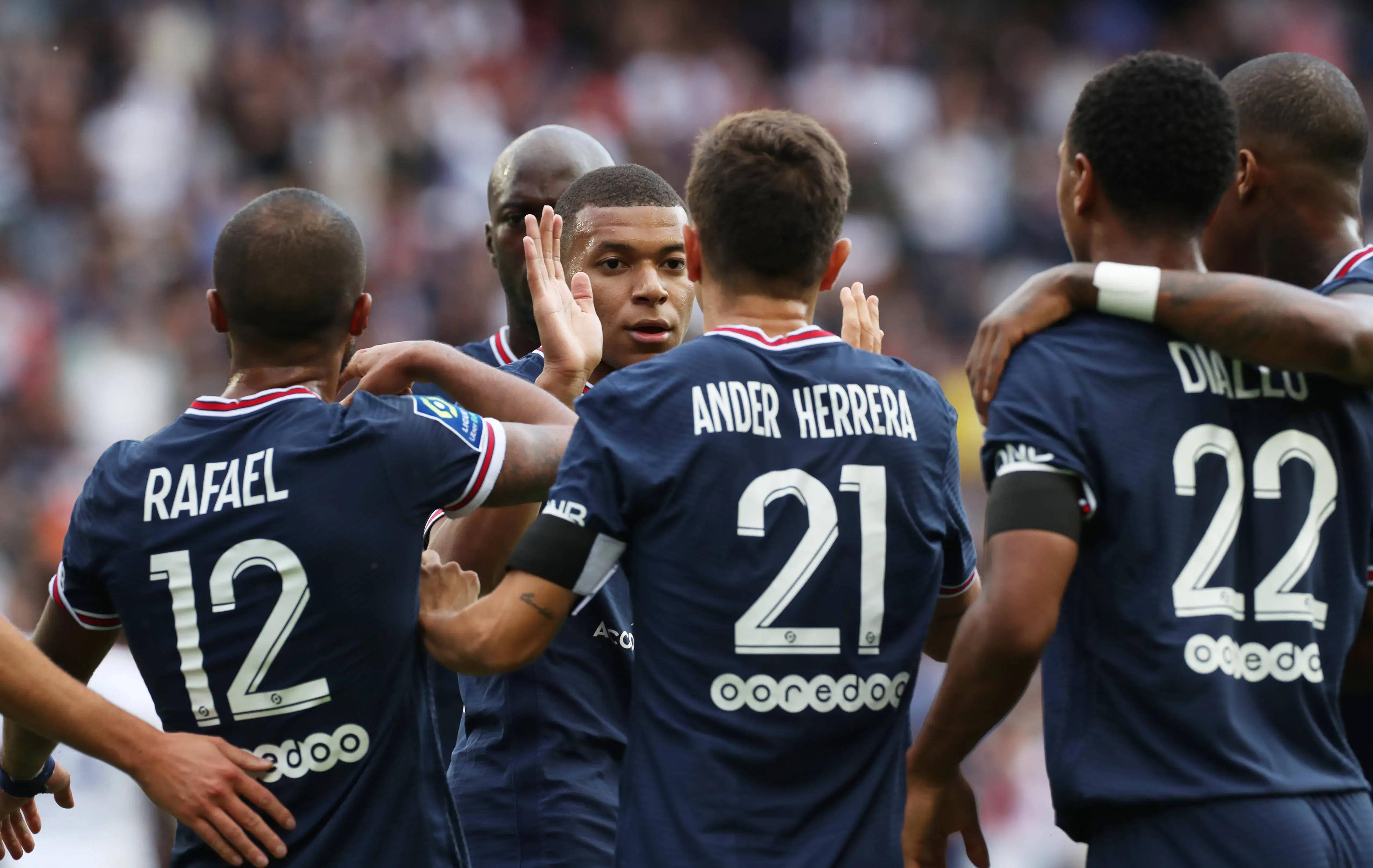 爱游戏官网-巴黎圣日耳曼在比赛中笑到最后