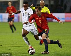 爱游戏登录入口-包含克罗托内先拔头筹，威胁对手保级前途的词条