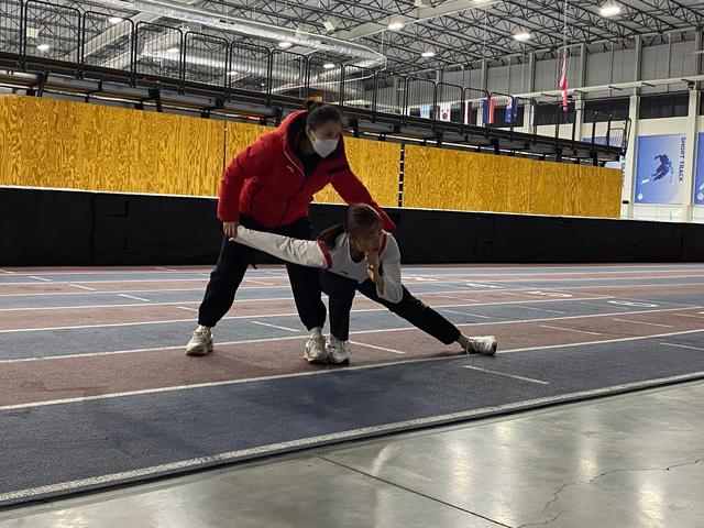 爱游戏登录入口-贵州承健豪取胜利，全队士气大增