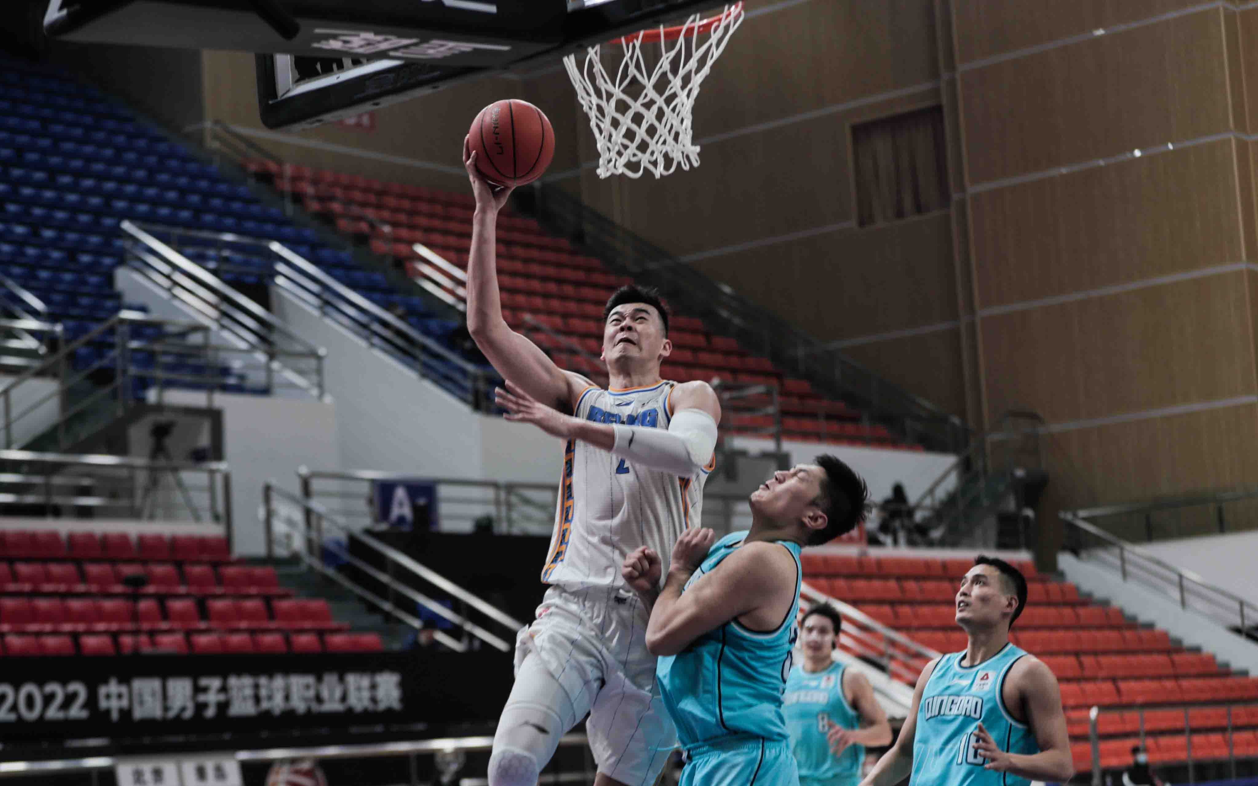 吉林队在场上稳定发挥,连胜喜人 吉林队在场上稳定发挥,连胜喜人