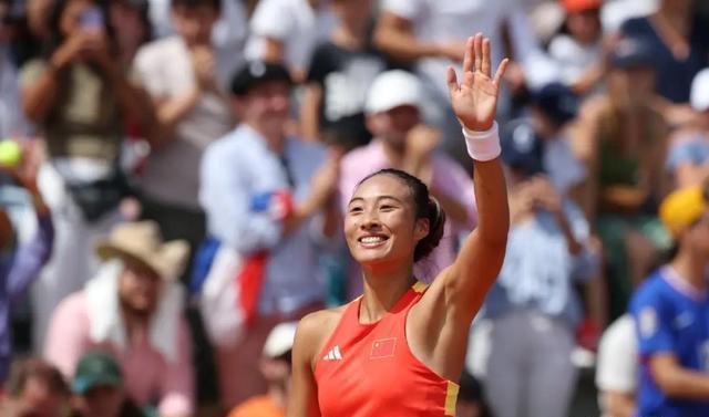 爱游戏入口-运动员因表现出色赢得观众青睐