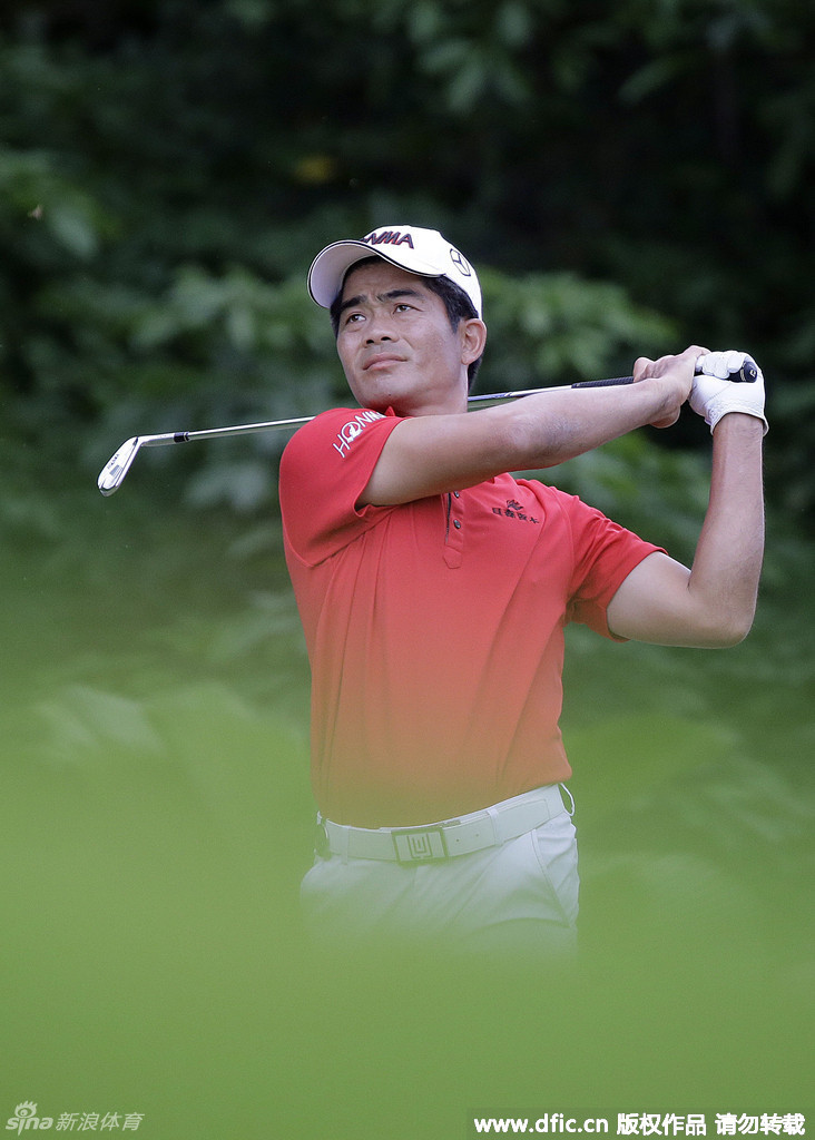 瑞士男子高尔夫选手冲击冠军 瑞士男子高尔夫选手冲击冠军