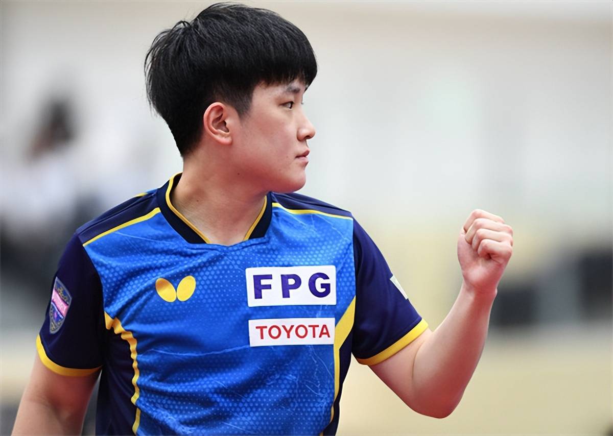 包含莫斯科中央陆军战胜强敌,小组积分逐渐攀升的词条 包含莫斯科中央陆军战胜强敌,小组积分逐渐攀升的词条