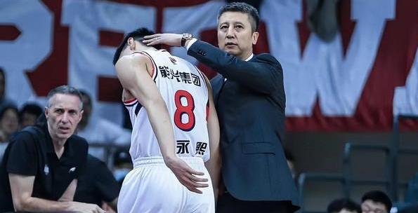 爱游戏网页版-幕后功臣涌现，为球队带来胜利