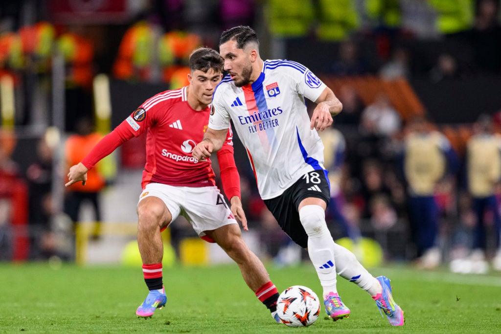 精彩集锦!球员们精湛技艺打动球迷 精彩集锦!球员们精湛技艺打动球迷