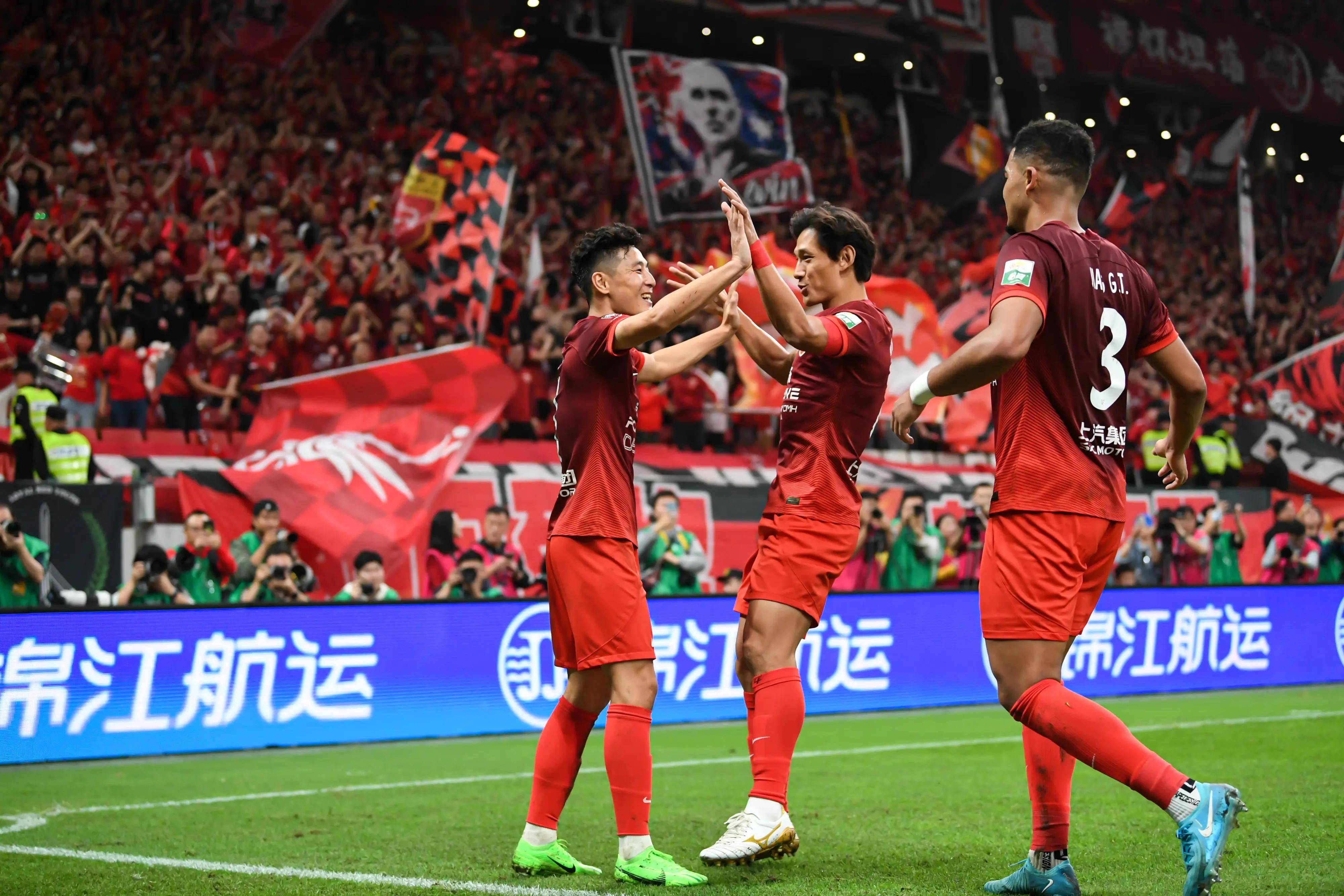 新赛季收官战打响,中超冲击亚冠名额 新赛季收官战打响,中超冲击亚冠名额