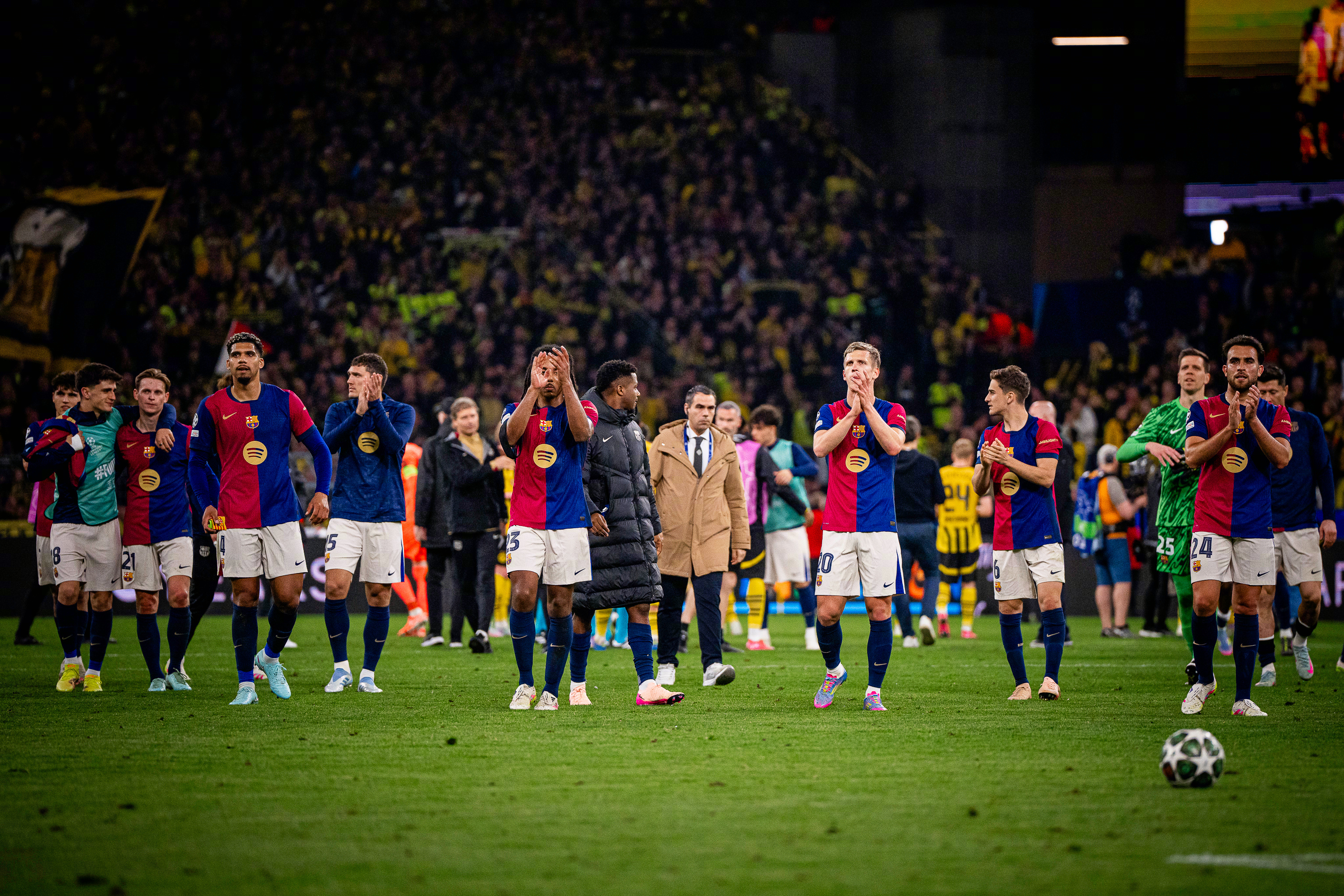 爱游戏入口-多特蒙德主场惜败，巴塞罗那赢得关键一战