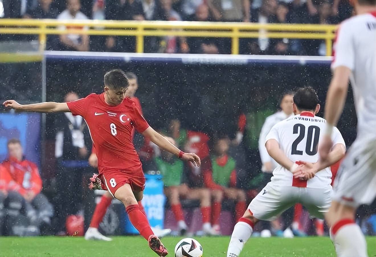 葡萄牙不敌土耳其,小组赛告捷收官 葡萄牙不敌土耳其,小组赛告捷收官