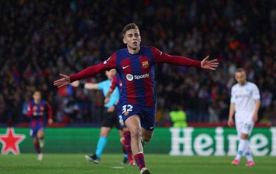 爱游戏中国官网-巴塞罗那客场逆转那不勒斯，领先优势不减的简单介绍