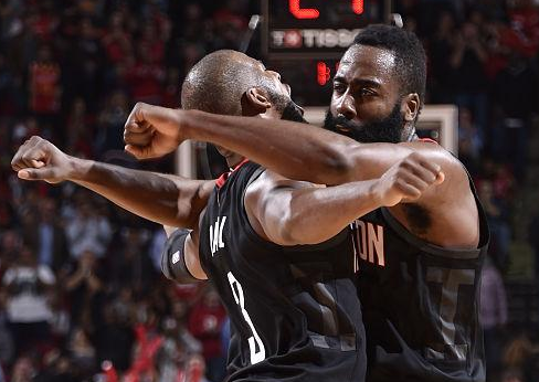 包含勇士锋线群星砍分联手击败马刺实力碾压的词条 包含勇士锋线群星砍分联手击败马刺实力碾压的词条