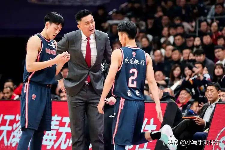 爱游戏app-包含辽宁球员连续攻防坚持向胜利努力前行的词条