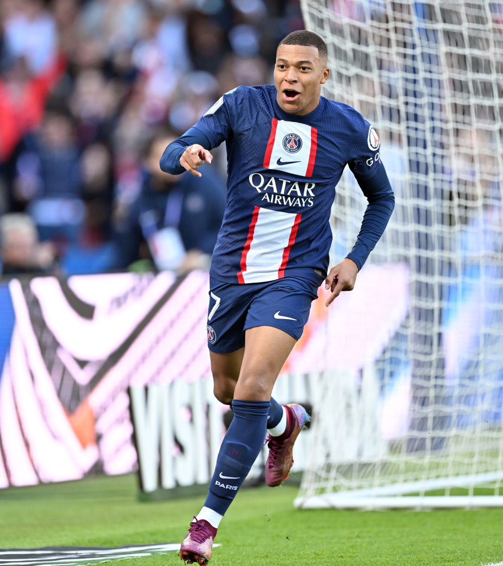 爱游戏在线-包含德国劲旅卫冕冠军，一路风光无限的词条