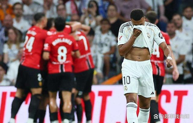 爱游戏网页版入口-皇马后防稳如泰山，西甲劲旅独领风骚的简单介绍