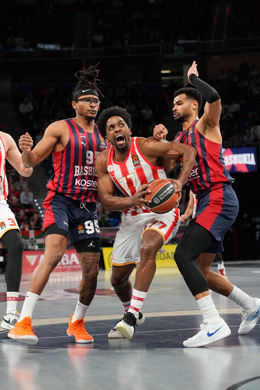 关于美洲顶级篮球赛事掀起热潮,比赛激烈的信息 关于美洲顶级篮球赛事掀起热潮,比赛激烈的信息