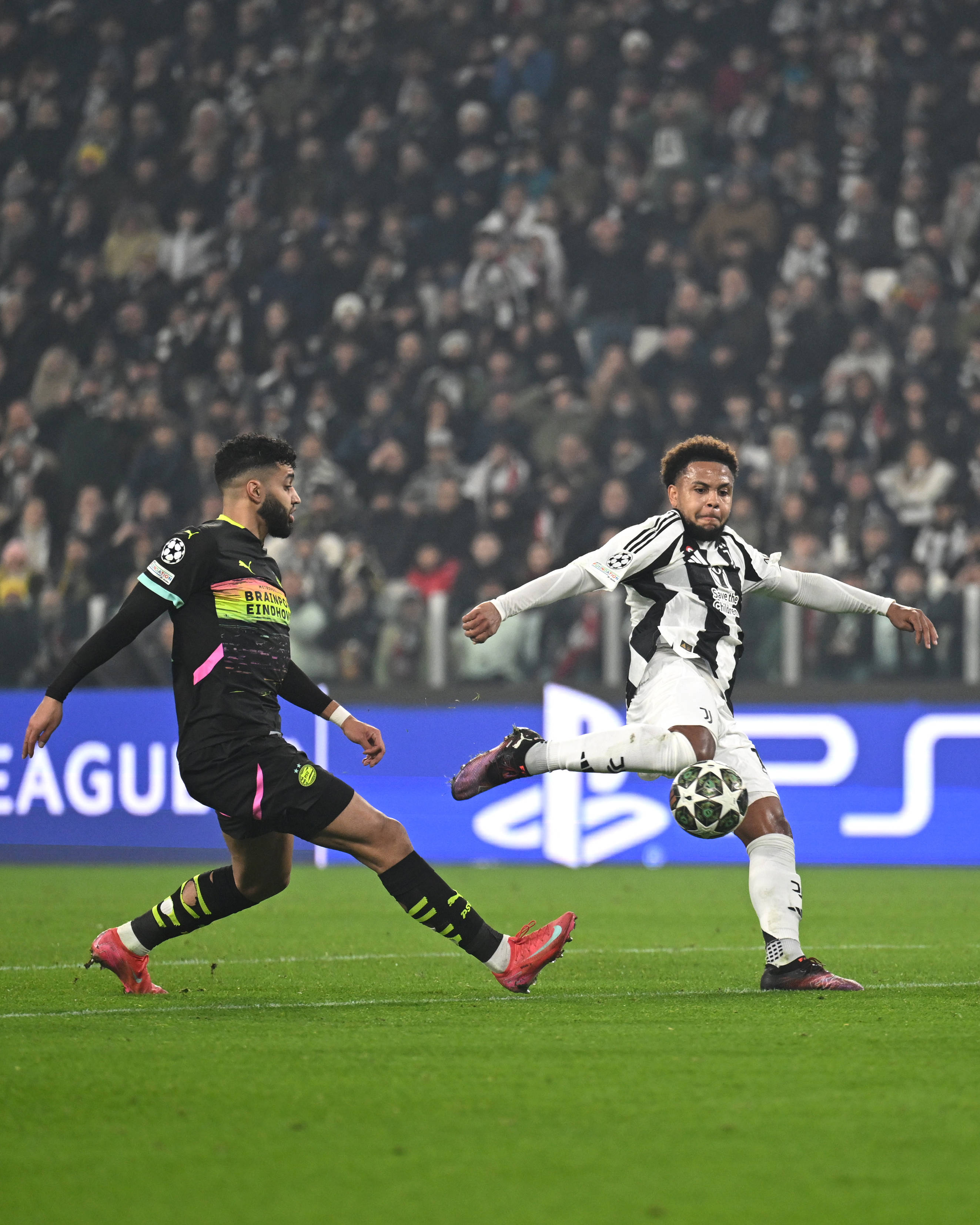 爱游戏中国官网-曼城逆转巴黎，晋级欧冠决赛再度登场