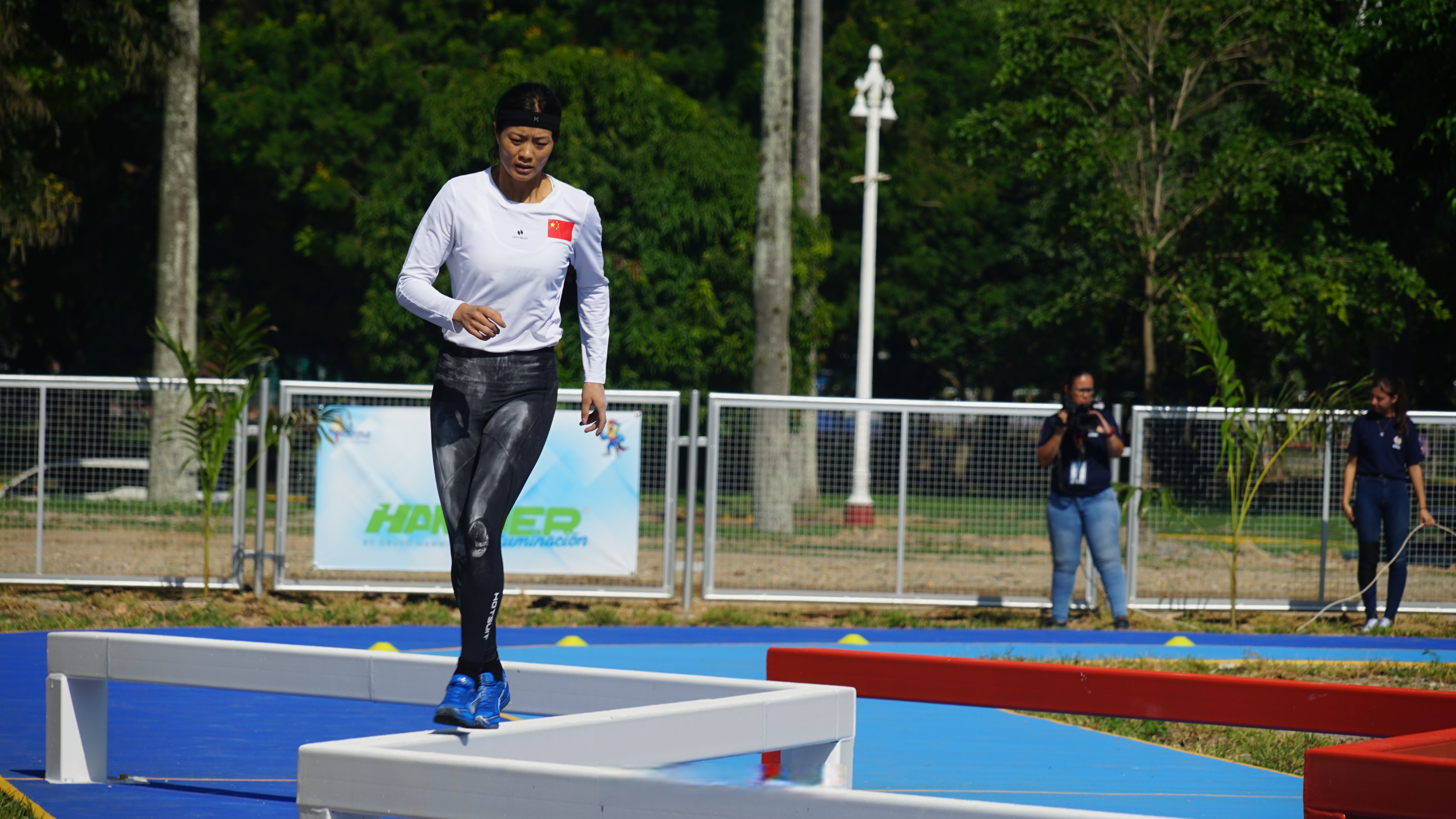 爱游戏官网网页版入口-委内瑞拉田径选手破纪录，勇夺冠军的简单介绍