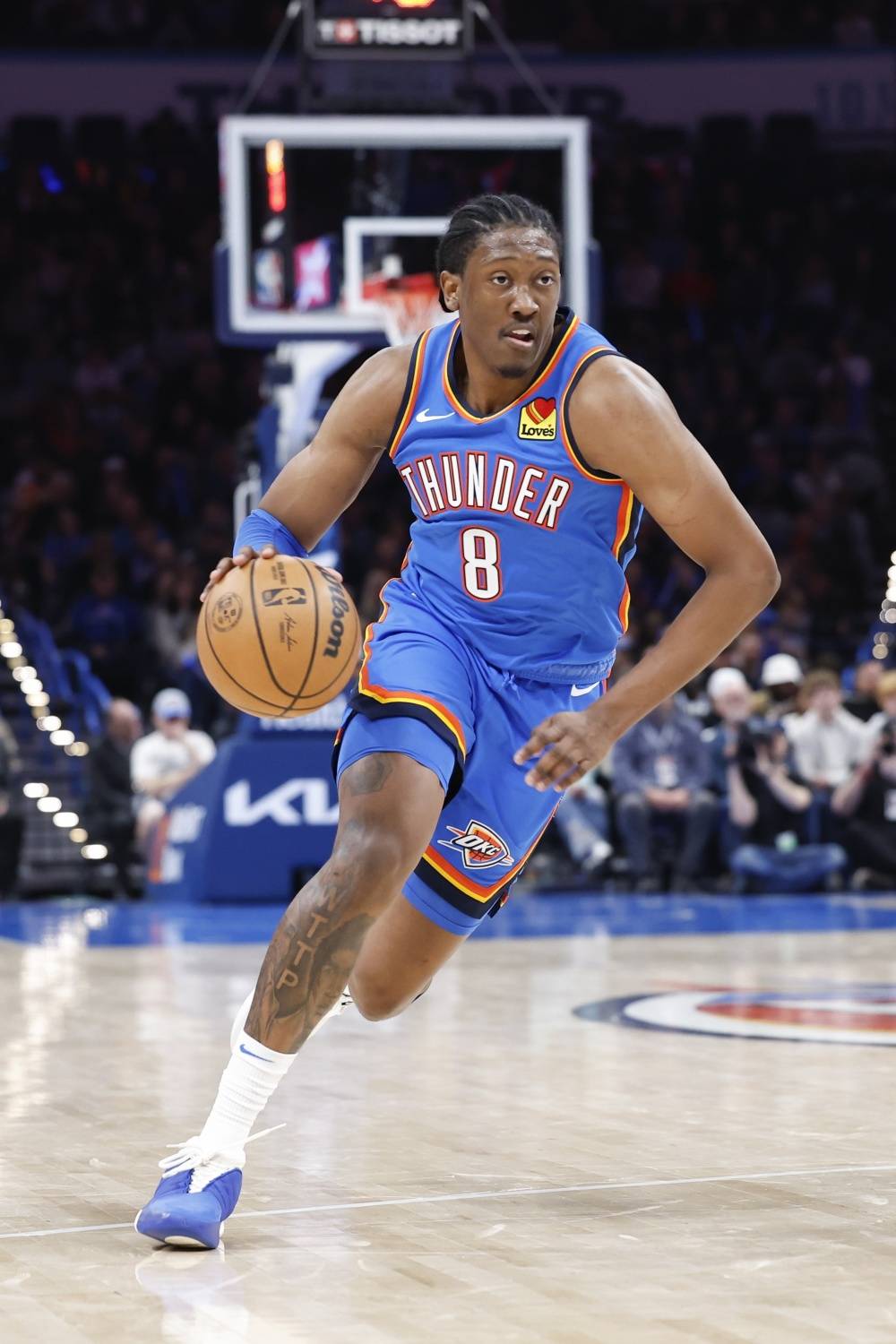 快船大胜雷霆取得四连胜 快船大胜雷霆取得四连胜