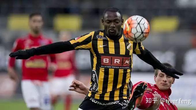 波兰客场逼平瑞士,小组领先优势稳如泰山的简单介绍 波兰客场逼平瑞士,小组领先优势稳如泰山的简单介绍