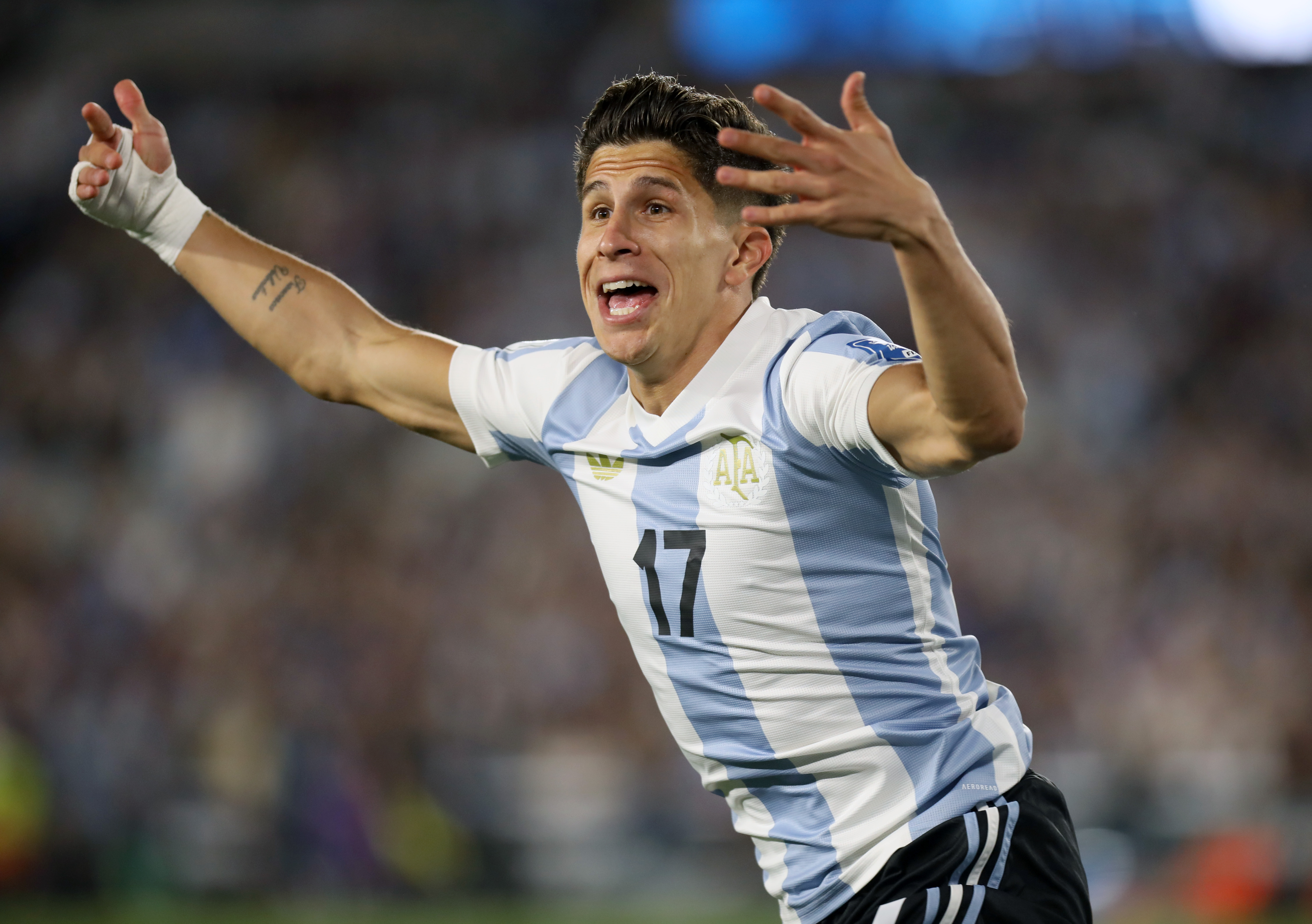 爱游戏官方登录入口-关于阿根廷队女足队员荣膺国内年度最佳球员的信息