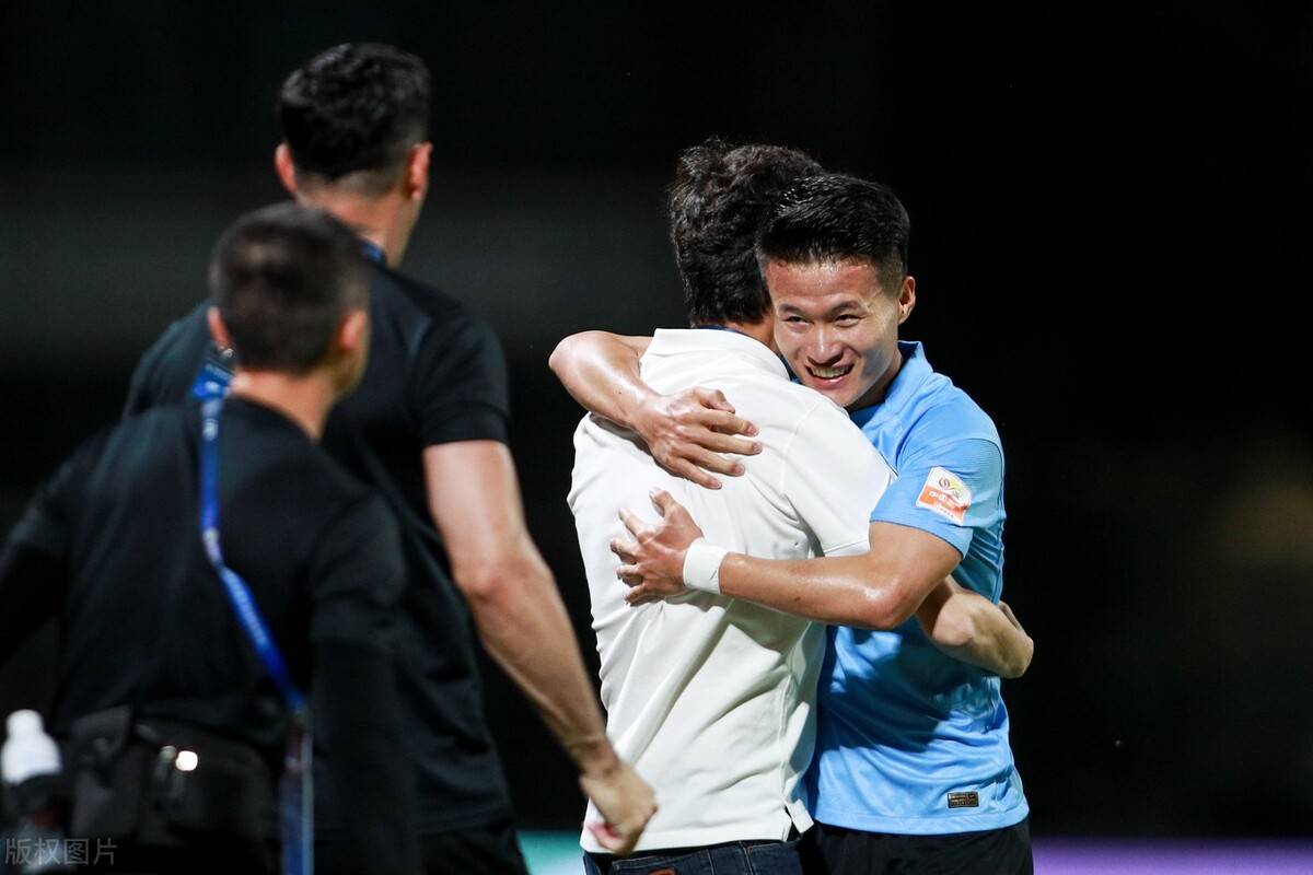 爱游戏-包含兄弟主场比赛取胜感动球迷朋友圈互动的词条